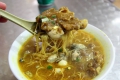 賓富咖喱面食の咖喱牛尾麺＋牡蠣